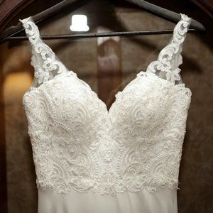 Wedding Dress in Perfect Condition - Originally Purchased for $1,200